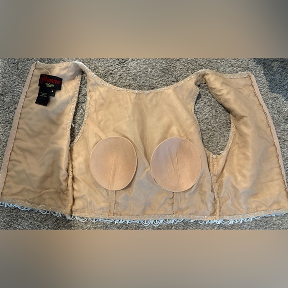 NWOT! Beaded 2-Piece Tulle ball gown wedding dress! - Picture 12 of 16